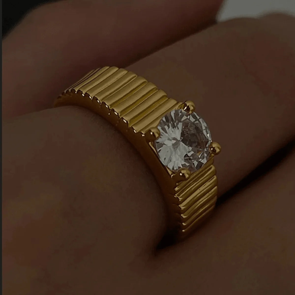 Vintage Zircon Ring