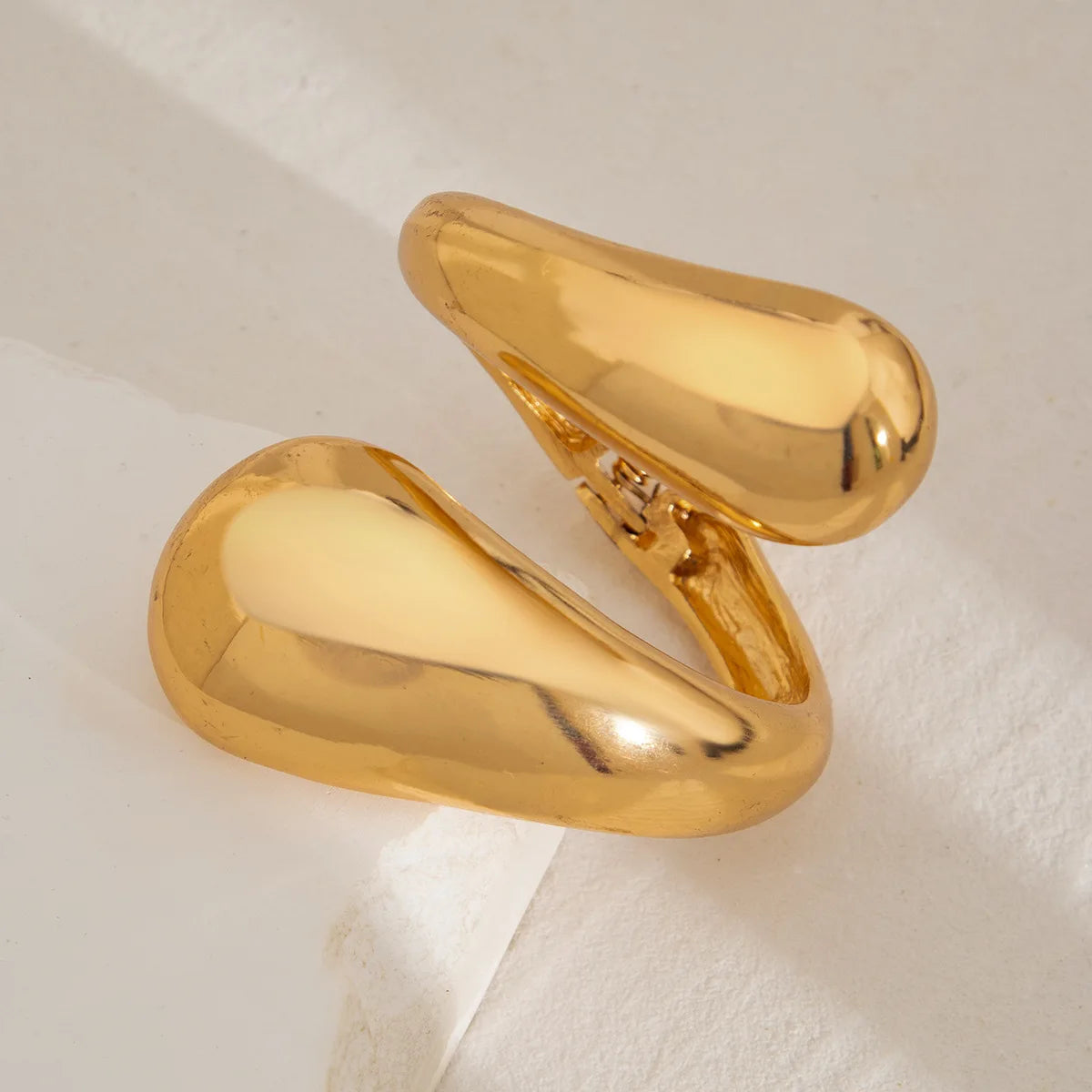 Chunky Waterdrop Cuff Bracelet